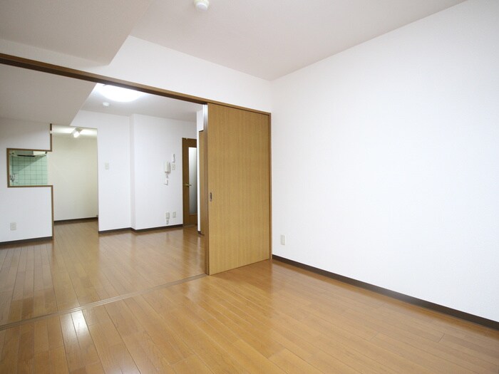 シャルル壱番館の物件内観写真