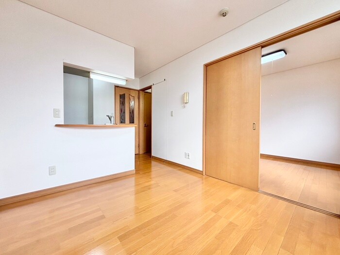 ＣＯＬＬＩＮＳ・４２の物件内観写真