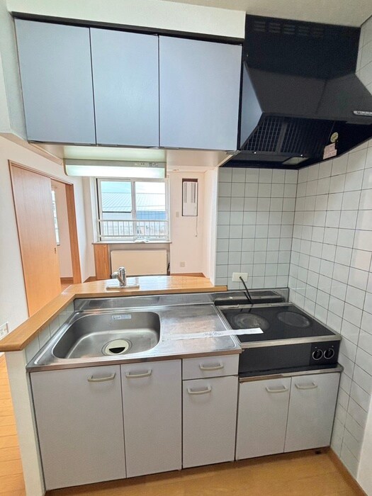 ＣＯＬＬＩＮＳ・４２の物件内観写真