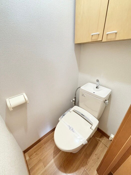 ＣＯＬＬＩＮＳ・４２の物件内観写真