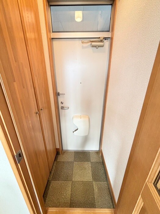 ＣＯＬＬＩＮＳ・４２の物件内観写真