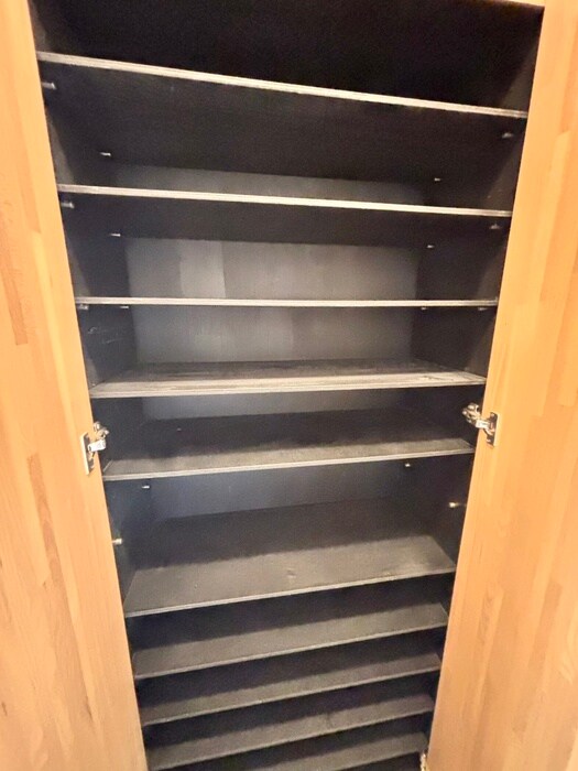 ＣＯＬＬＩＮＳ・４２の物件内観写真