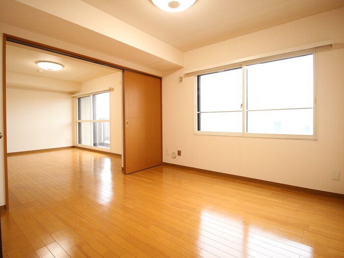 プレシャスコ－ト２１の物件内観写真