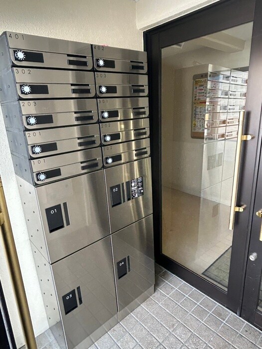 プレシャスコ－ト２１の物件外観写真