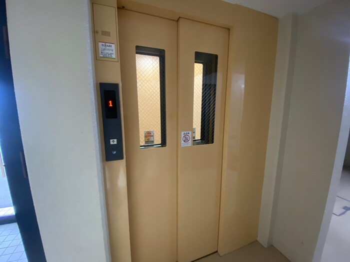 プレシャスコ－ト２１の物件外観写真