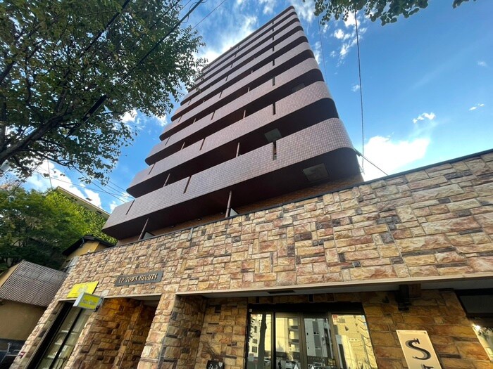 アップタウンハイツの物件外観写真