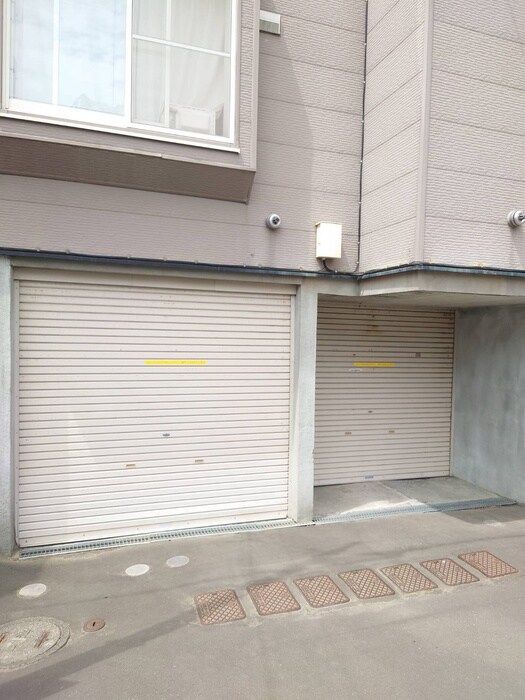 ロイヤルロ－ドの物件外観写真