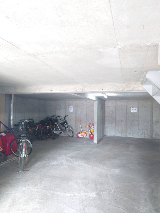 ロイヤルロ－ドの物件外観写真