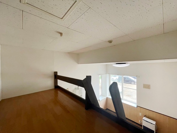 ロイヤルロ－ドの物件内観写真