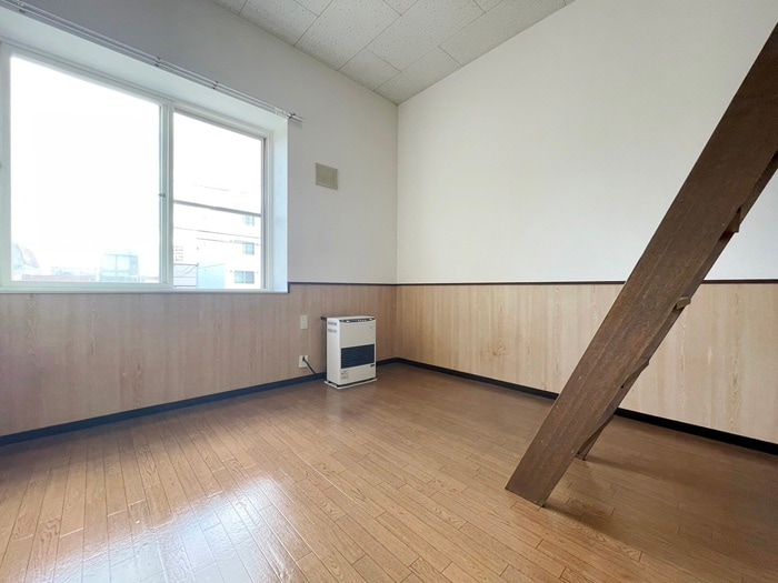 ロイヤルロ－ドの物件内観写真