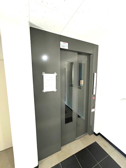 キューブ中の島２・３Ｎの物件外観写真