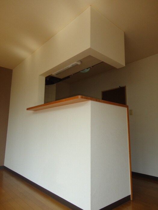 ヴェルエア－山の手の物件内観写真