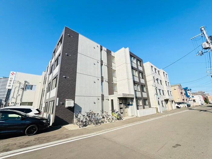 ラ・ヴィクトワール琴似の物件外観写真