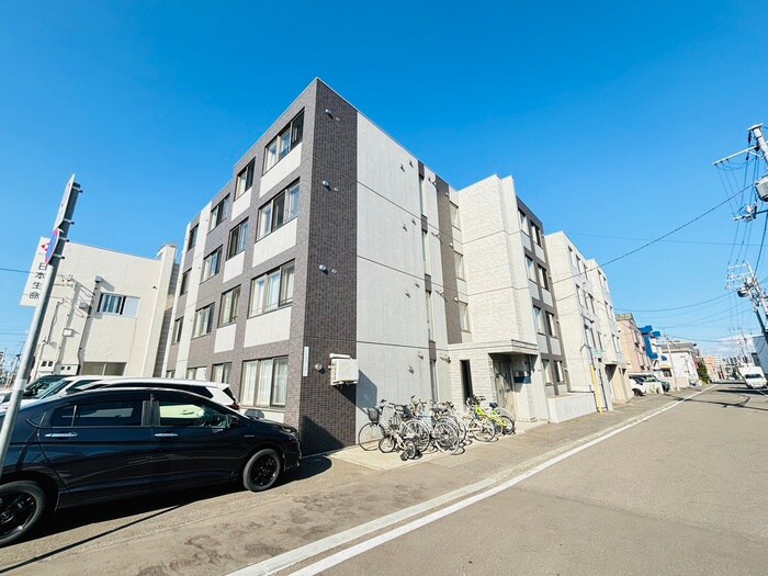 ラ・ヴィクトワール琴似の物件外観写真