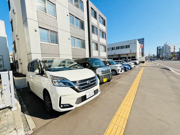 ラ・ヴィクトワール琴似の物件外観写真