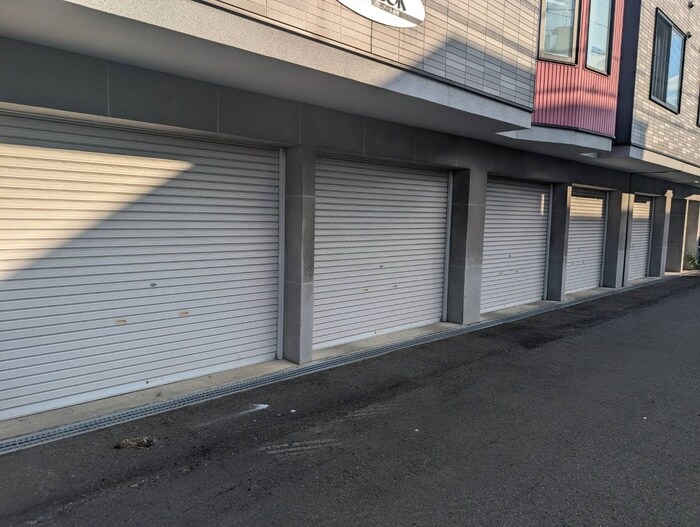 プランドール西町の物件外観写真