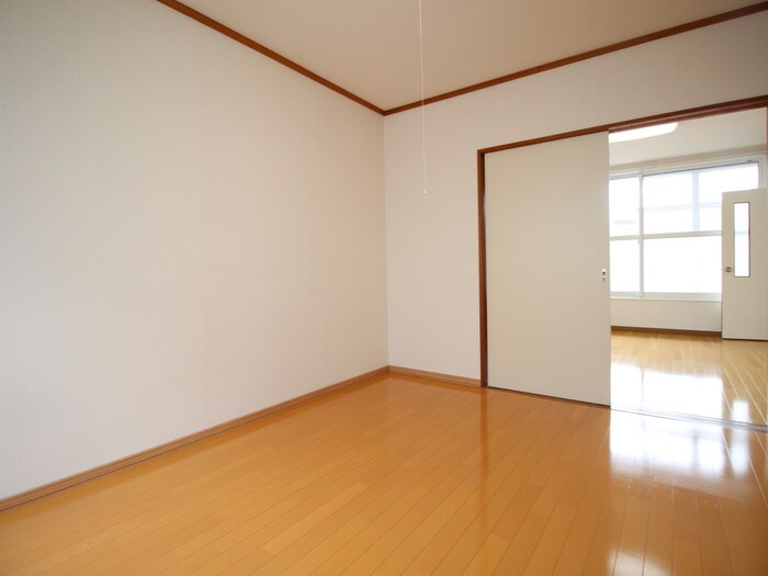 スリーオークスⅠの物件内観写真