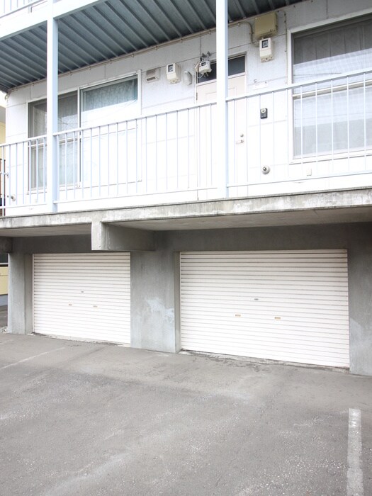 スリーオークスⅠの物件外観写真