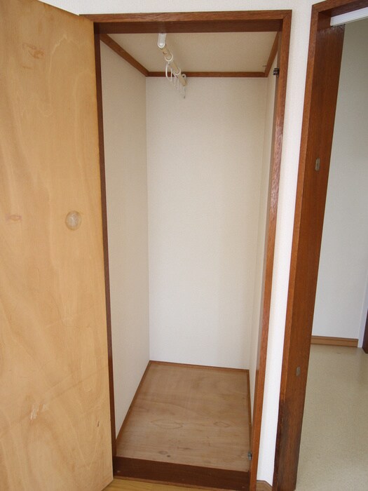 スリーオークスⅠの物件内観写真