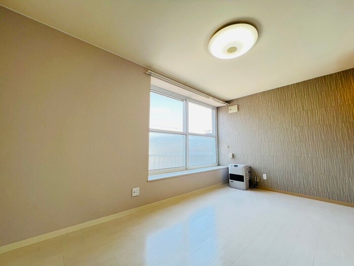 メープルシティの物件内観写真