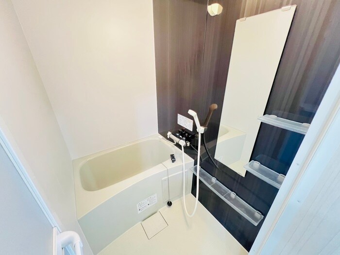 メープルシティの物件内観写真