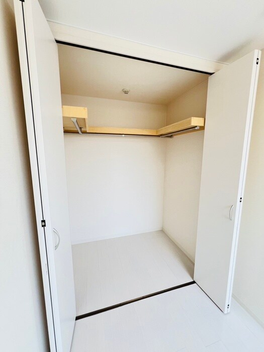 メープルシティの物件内観写真