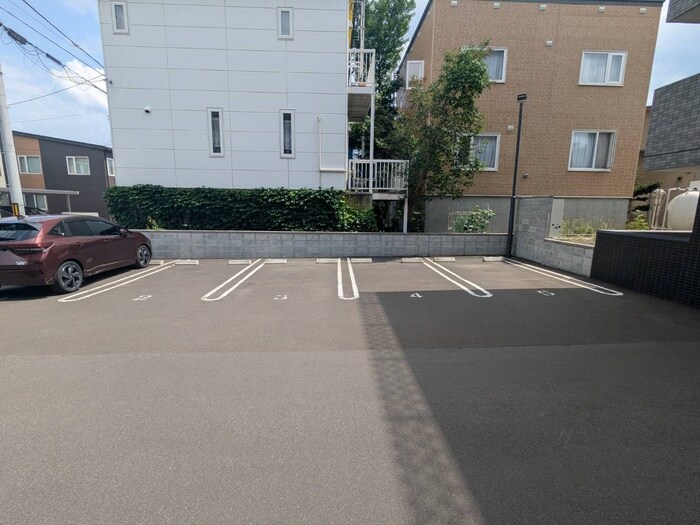 サンアイローヤル19の物件外観写真