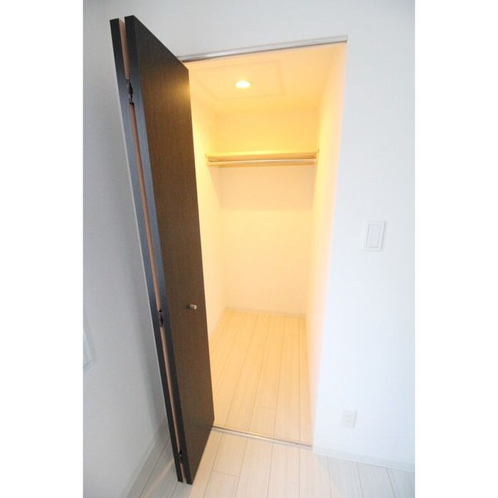 COMSA月寒中央の物件内観写真