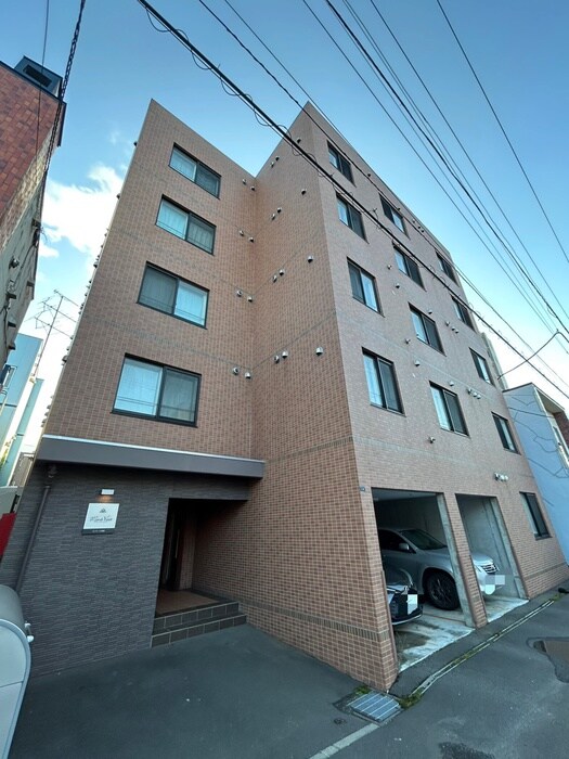 モンヴェール学園前の物件外観写真