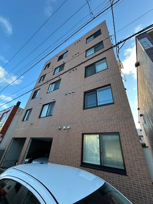 モンヴェール学園前の物件外観写真