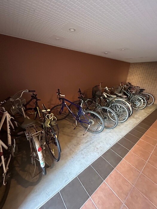 モンヴェール学園前の物件外観写真