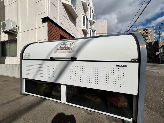 ピオネロ山鼻の物件外観写真