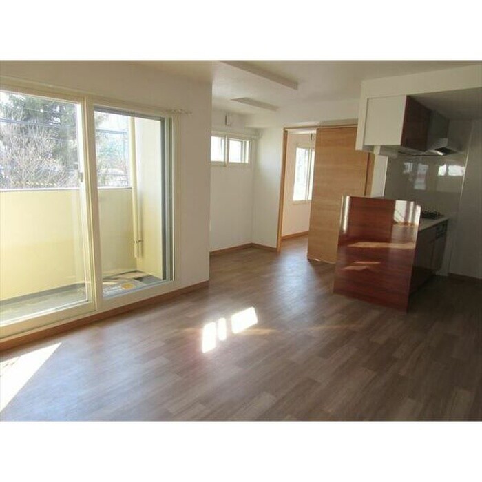 ＮＯＯＮ南山鼻の物件内観写真