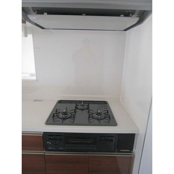 ＮＯＯＮ南山鼻の物件内観写真