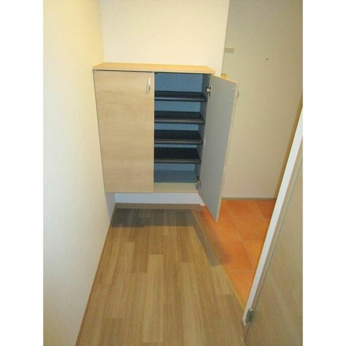 ＮＯＯＮ南山鼻の物件内観写真