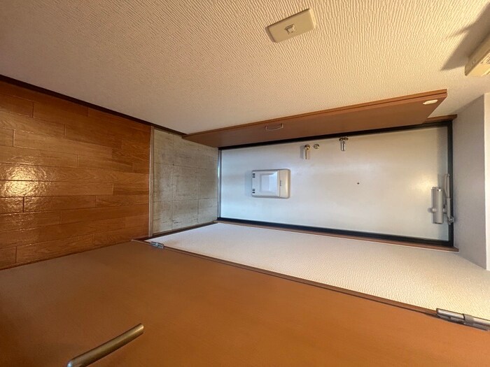 カルフ－ル麻生の物件内観写真