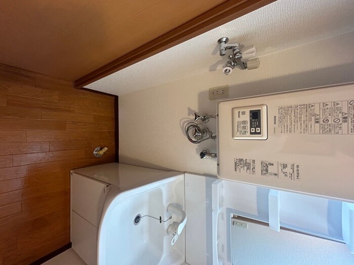 カルフ－ル麻生の物件内観写真