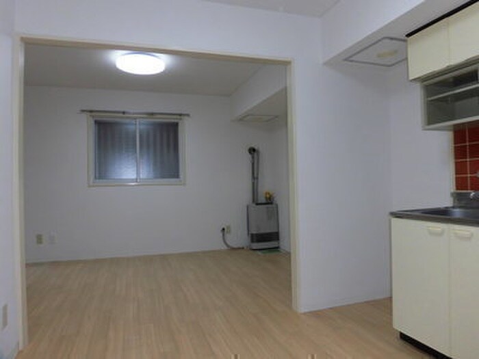 エンドレス三井南６条の物件内観写真