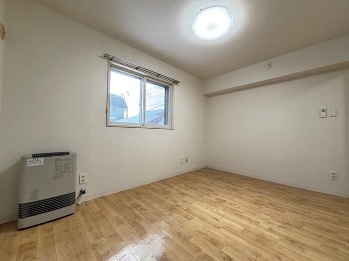 エンドレス三井南６条の物件内観写真