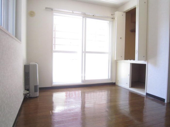 エンドレス三井南６条の物件内観写真