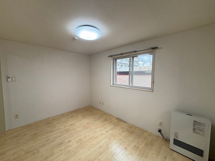 エンドレス三井南６条の物件内観写真