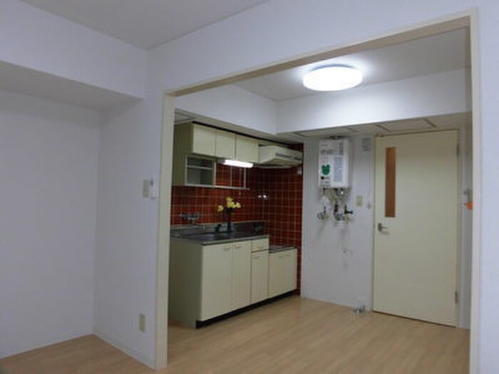 エンドレス三井南６条の物件内観写真