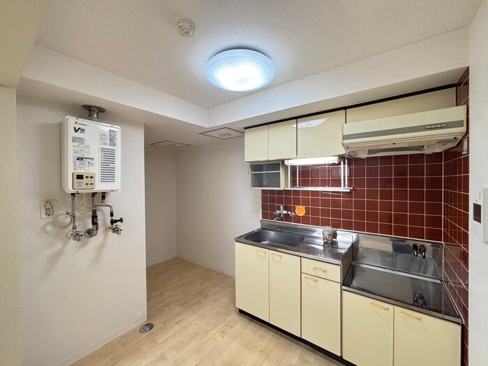 エンドレス三井南６条の物件内観写真