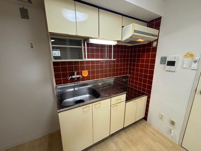 エンドレス三井南６条の物件内観写真