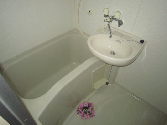 エンドレス三井南６条の物件内観写真