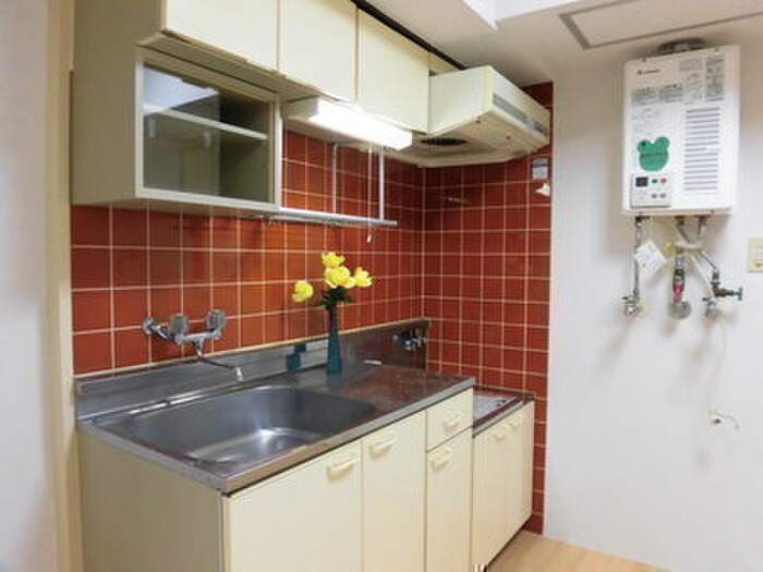 エンドレス三井南６条の物件内観写真