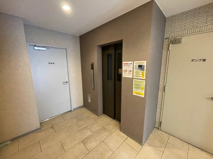 グランカーサ南6条の物件外観写真