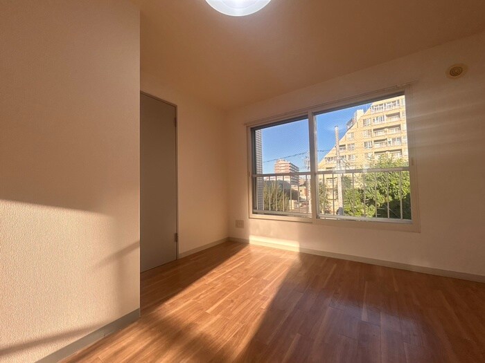 ティファニ－Ｚの物件内観写真