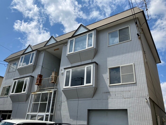 第３月寒台ハイツの物件外観写真