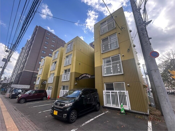 ツインスタ－アベニュ－の物件外観写真